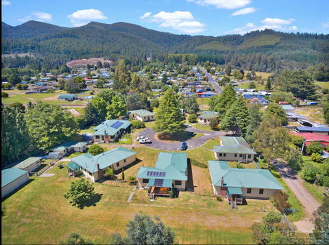 Giants Table And Cottages - Rental Cars 27