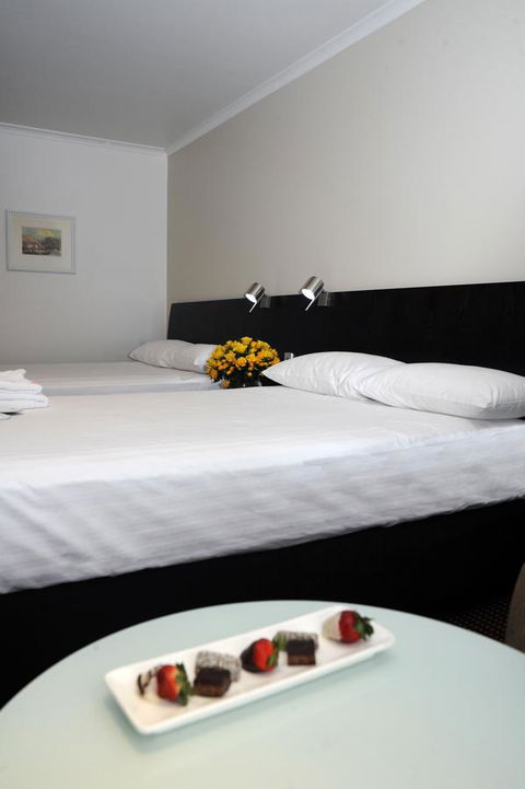Hotel Grand Chancellor Launceston - Rental Cars 15