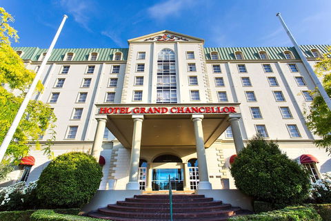 Hotel Grand Chancellor Launceston - Rental Cars 0