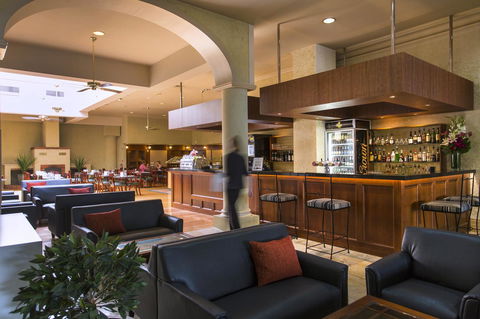 Hotel Grand Chancellor Launceston - Rental Cars 9