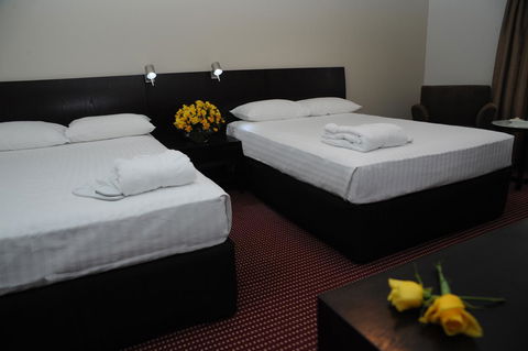 Hotel Grand Chancellor Launceston - Rental Cars 7