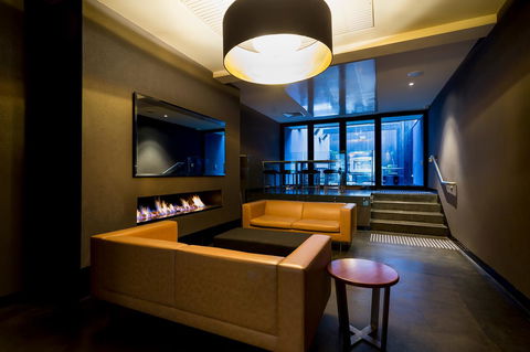 Customs House Hotel - Rental Cars 30