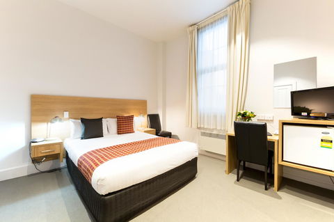 Customs House Hotel - Rental Cars 44