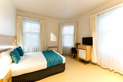 Customs House Hotel - Rental Cars 43