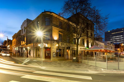 Customs House Hotel - Rental Cars 0