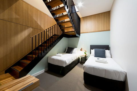 Customs House Hotel - Rental Cars 38