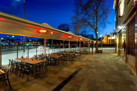 Customs House Hotel - Rental Cars 5