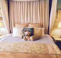 Wandering Geese Boutique Bed and Breakfast - Rental Cars