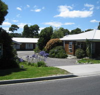 Castaway Holiday Apartments - Rental Cars