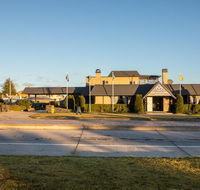 New England Motor Lodge - Rental Cars