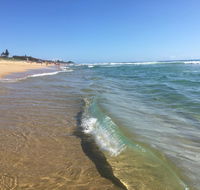 NEW UPMARKET COMFORTABLE 2 Bed 2 Bath OCEAN VIEWS 250m to BUDDINA BEACH - Rental Cars