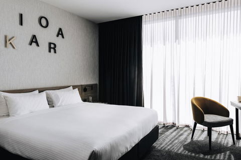 Novotel Melbourne South Wharf - Rental Cars 1