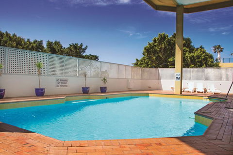 Novotel Wollongong Northbeach - Rental Cars 3