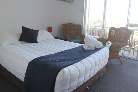 Oceanside Hawks Nest - Rental Cars 3