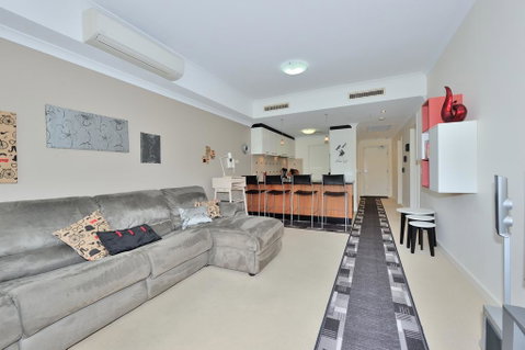 OceanView Apartment - Rental Cars 1