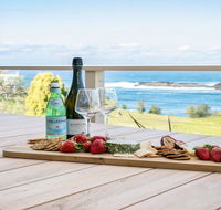 Ohana Oasis - front row to reserve beach and ocean