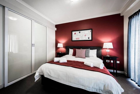 One Bedroom Apt Near Perth CBD With Parking - Rental Cars 2