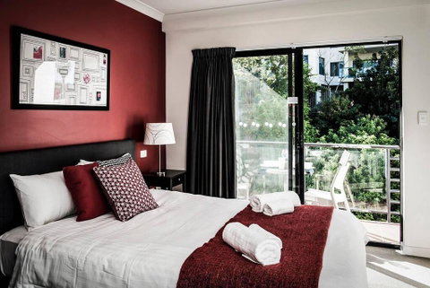 One Bedroom Apt Near Perth CBD With Parking - Rental Cars 0