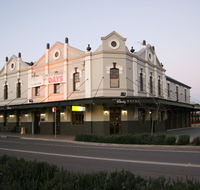 Peden's Hotel - Rental Cars