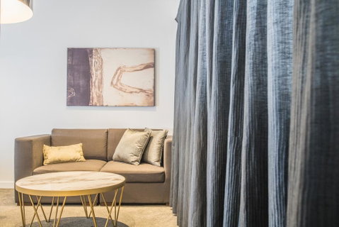 Perfect Location 1bed Apt @Silkari Suite Chatswood - Rental Cars 3