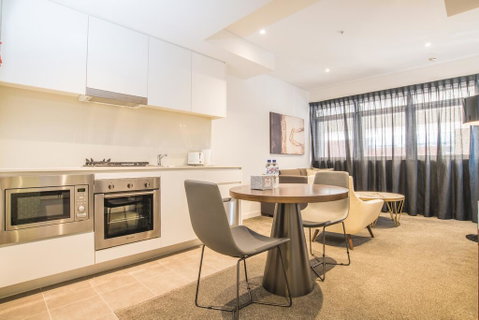 Perfect Location 1bed Apt @Silkari Suite Chatswood - Rental Cars 1