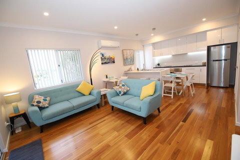 Perth Beachside Holiday House - Rental Cars 0
