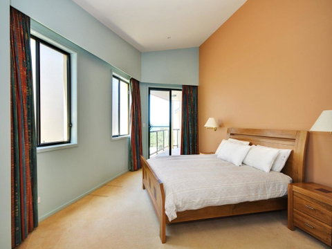 Pet Friendly Boulevarde On Boulevarde - Rental Cars 3