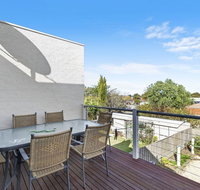 Pomora Townhouse 28a - Rental Cars