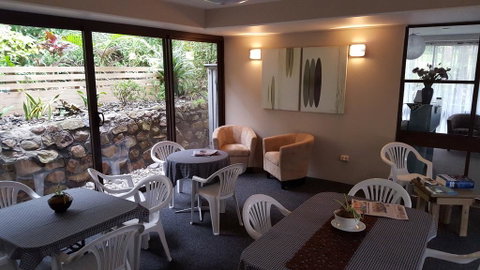 Port Stephens Motel - Rental Cars 2