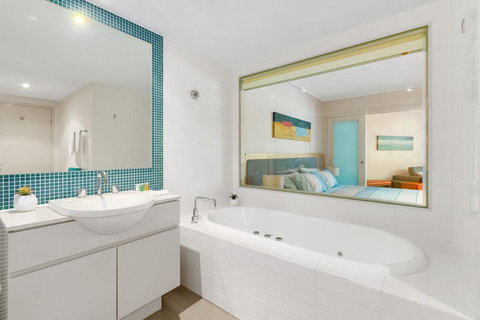 RESORT & SPA WITH PRIVATE PLUNGE POOL 7008/09 - Rental Cars 2