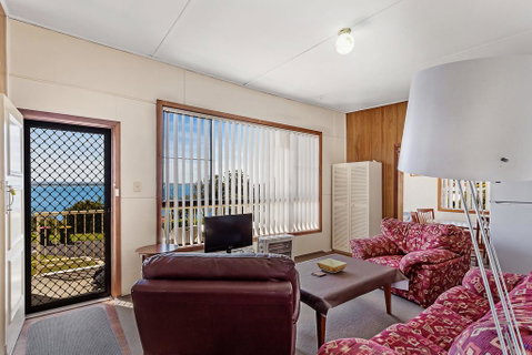 Ronem Cottage, 5 Gloucester Street - Rental Cars 2
