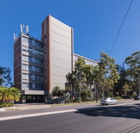 Royal Pacific Hotel - Rental Cars