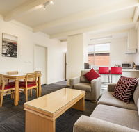 Sandbelt Club Hotel - Rental Cars