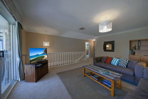 Sandy Point Road, 151 - Rental Cars 3