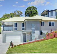 Saratoga Avenue 52 Signature House - Rental Cars
