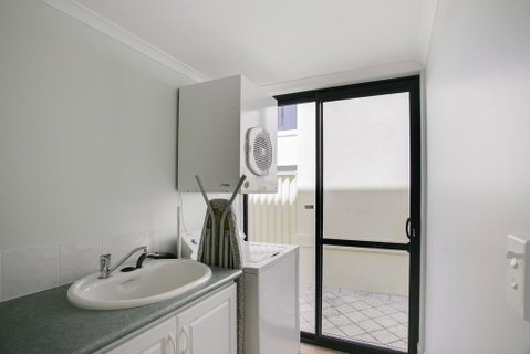 Seahaven By Rockingham Apartments - Rental Cars 1