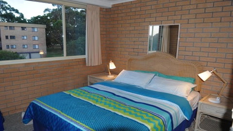 Seaspray- Walk To The Beach! - Rental Cars 2