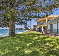 Seaview Cresent 4 - Rental Cars