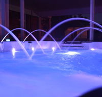 Semaphore Sea Breeze - Family Beach-Heated Pool Holiday - Rental Cars