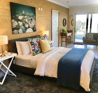 SilverWaters Waterfront Accommodation - Rental Cars