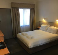 Spa Village Travel Inn - Rental Cars