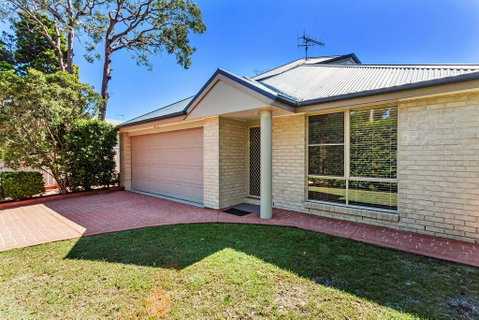 Spacious, Modern & Walk To The Beach! - Rental Cars 1