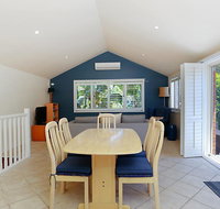 Stunning Home in Salamander Bay - Rental Cars