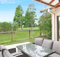 Sunny Finch House - Rental Cars