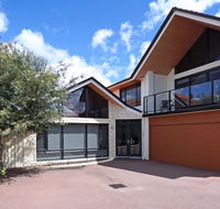 Swanriver Applecross Shortstays - Rental Cars