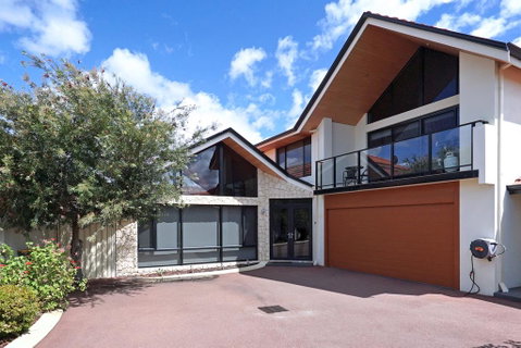 Swanriver Applecross Shortstays - Rental Cars 0