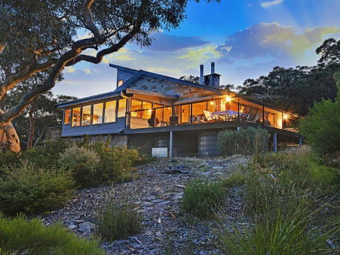 Sydney View - 70km From Sydney, 1000km From Care! - Rental Cars 3