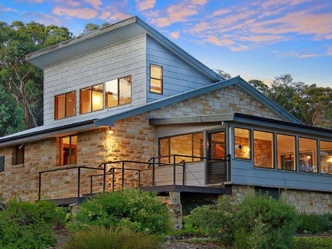 Sydney View - 70km From Sydney, 1000km From Care! - Rental Cars 2