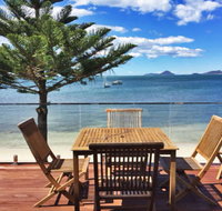 The Beach House' 169 Soldiers Point Road - right on the waterfront - Rental Cars