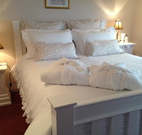 Ellie's Cottages - Rental Cars